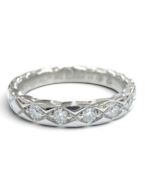 Chanel Diamond Coco Crush Ring of Platinum